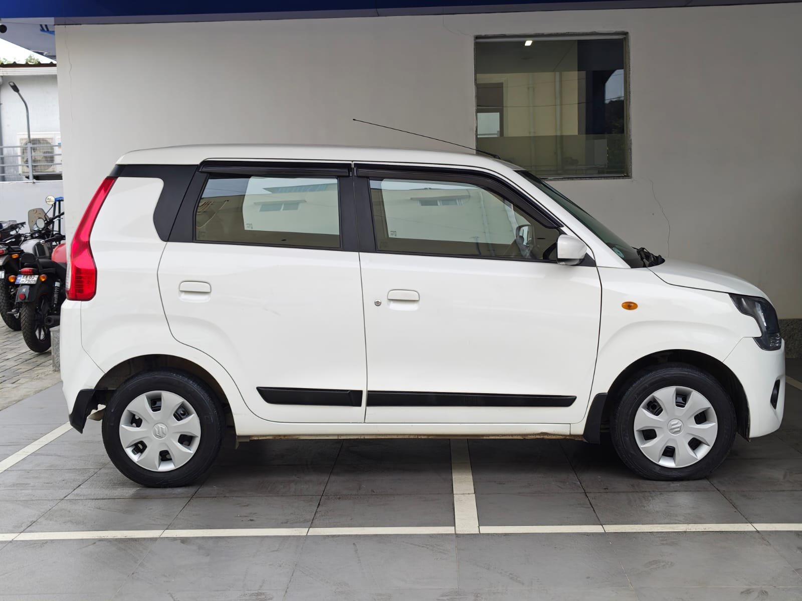 MARUTI SUZUKI WAGON R VXI O 1.2 PET